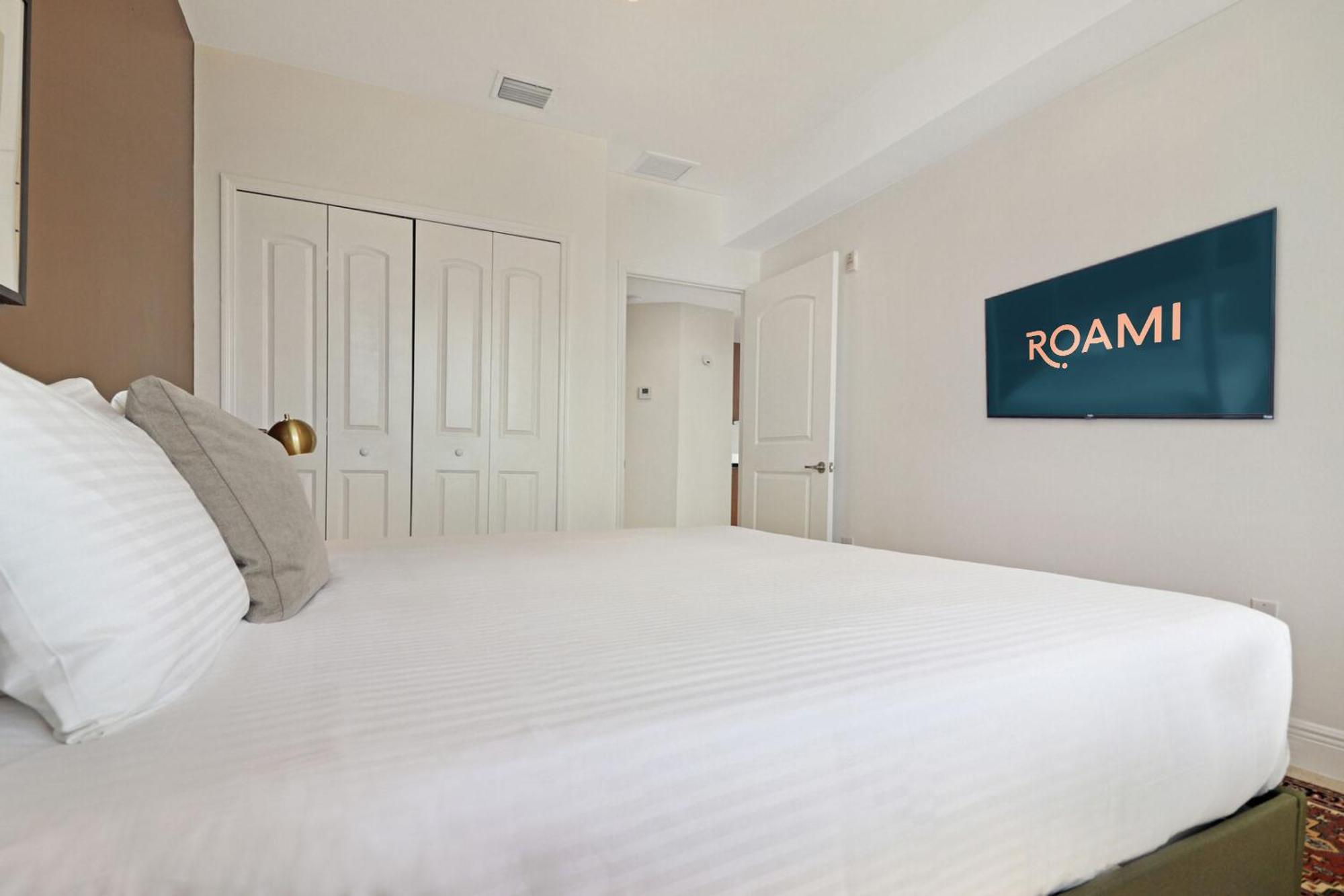 Roami At Sunny Isles Apartman Miami Beach Szoba fotó